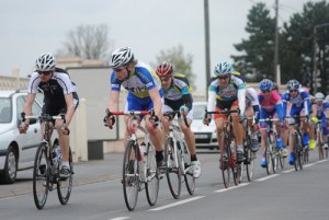 Première course de la saison à Hérin