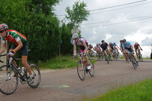 Passage dans le peloton ...