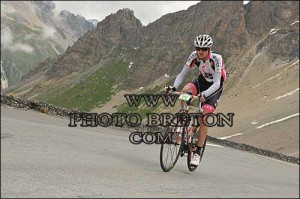 Dans la montée du Glandon sur la Marmotte 2014