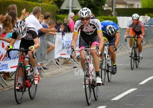 Une dernière grosse attaque à 2 tours de l'arrivée