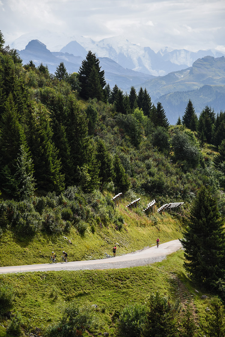 Le Col de Joux Plane dans de magnifiques paysages...