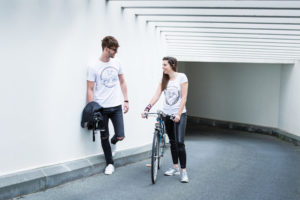 Les t-shirts Pti'Vélo se portent sur le vélo, mais surtout en dehors !