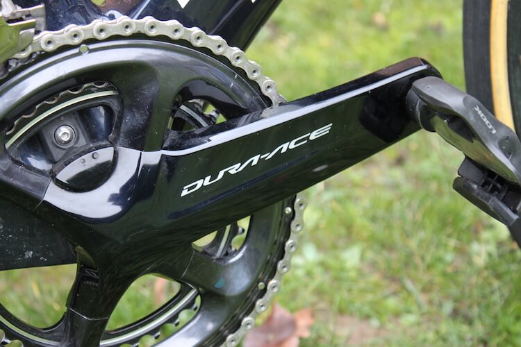 Le pédalier Dura-ace est de toute beauté !